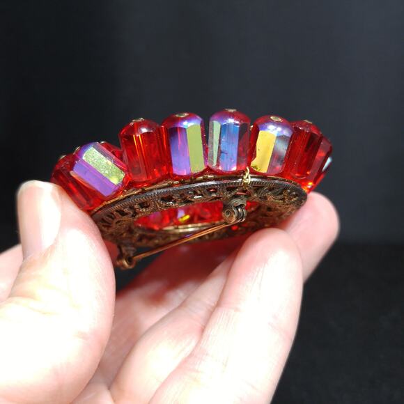 Vintage Crystal Red Aurora Borealis Bead Wreath Brooch, 1960s - Picture 3 of 10